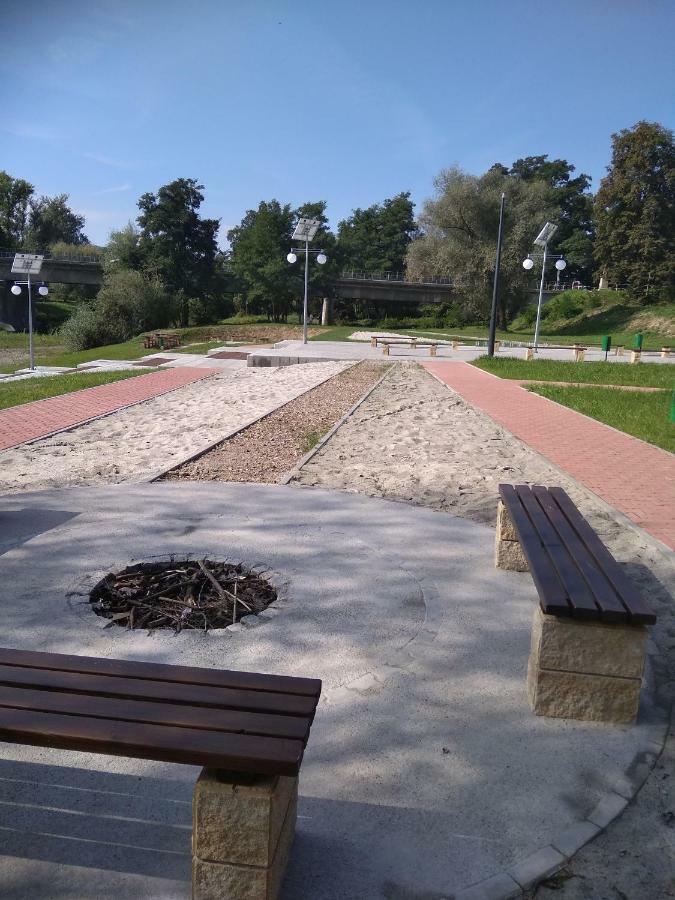 Gdow Riverside Apartments And Tours Buitenkant foto