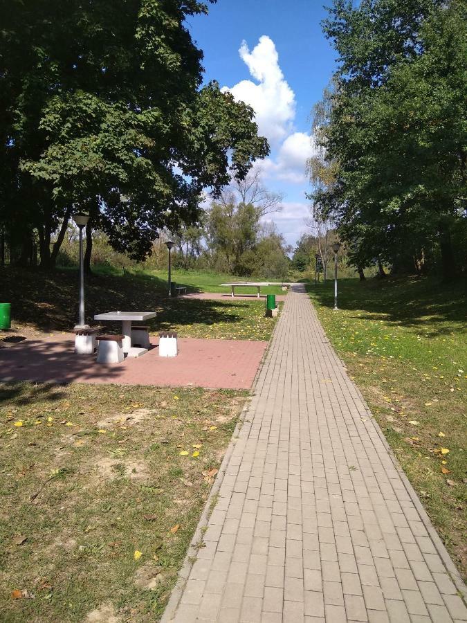 Gdow Riverside Apartments And Tours Buitenkant foto